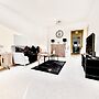 Stunning 3-bed House in the Heartreading