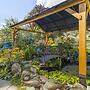 Rayleigh River Retreat - Garden Oasis