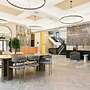 Elite Terrace - Spacious Apt w Terrace