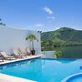 Casa Blanca Laguna by Casa Naiyari