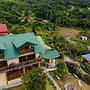 Roxy's Mountain Lodge