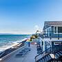 Qualicum Beach Ocean Suites