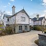 Spacious Home to Sleep 6 Just a Short Stroll From Kenmare