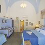 Masseria Le Palmentelle Pool And Garden