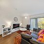 2-bed Flat, Sleeps 4 - Parking & Wheelchair Access