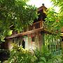 Pondok Sari Beach & Spa Resort