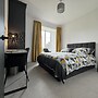 Captivating 5-bed Apartment Near Sion Mills
