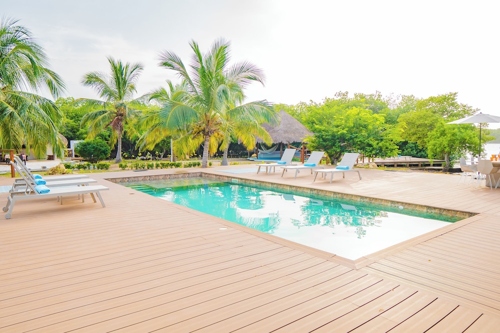 U-GO Magnífica casa con piscina junto al Mar