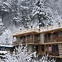 Goroomgo Chanderlata Cottage Naggar Kullu