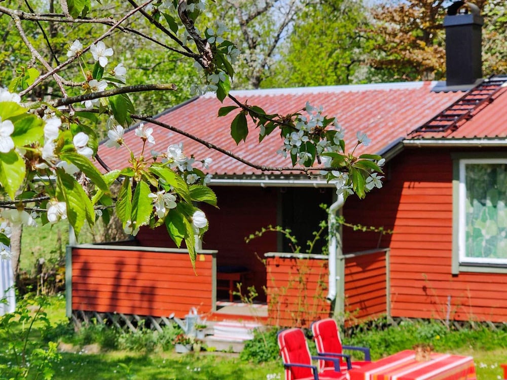 4 Person Holiday Home in Axvall-by Traum