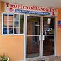 Tropical Manor Inn