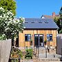 Forest Cedar Lodge, Cinderford, Sleeps 4