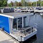 Water View Lodge in Naarden