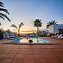 Spacious Holiday Home in La Oliva