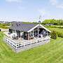 5 Star Holiday Home in Humble
