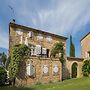 Chateau in Lorgues With Pool & Vineyard Views