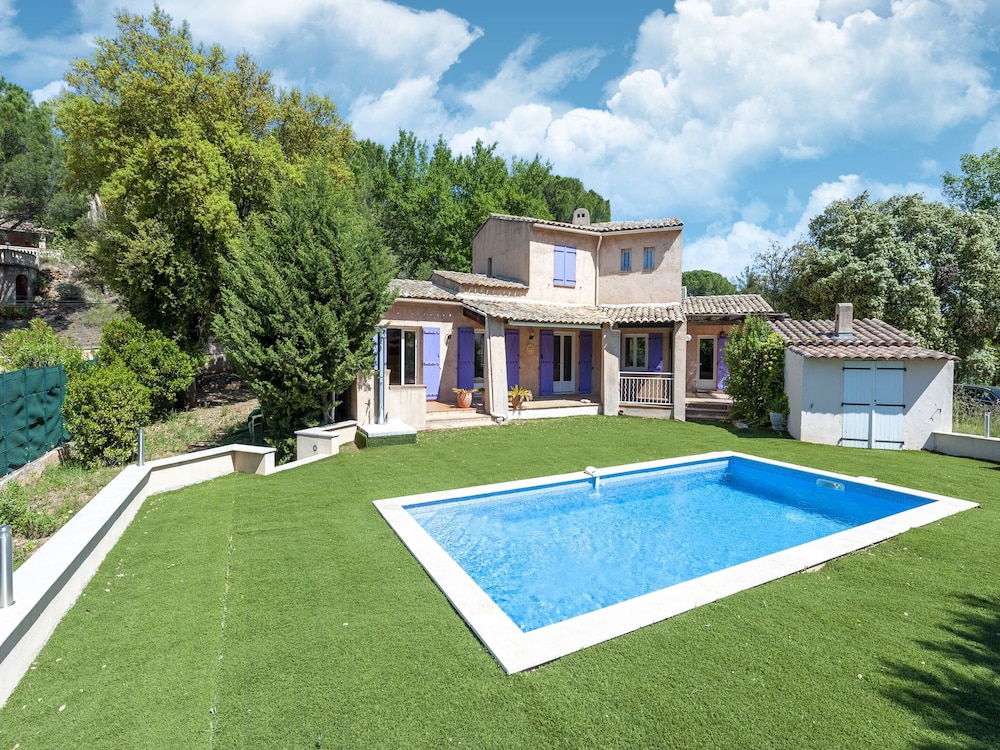 Villa in Vidauban Near Vineyards & Beaches