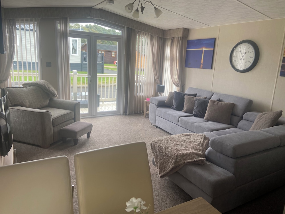 Luxury Rural Hottub Lodge in Northumberland