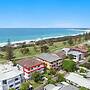 Marine Mirage - 2 Bedroom Apartment with Beachfront Vibes