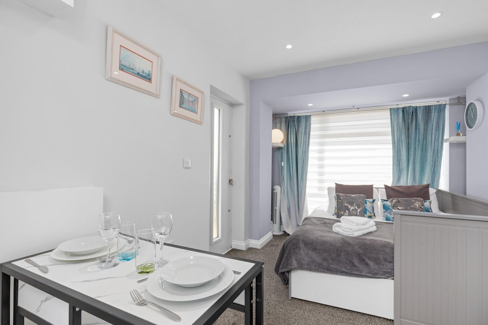 Boutique Studio Apartment By My Getaways
