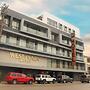 Hotel West Plaza