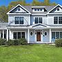 Stunning 5 Bdr, Walk to York Harbor Beach!