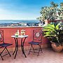 Golden Park Apartment with Terrace