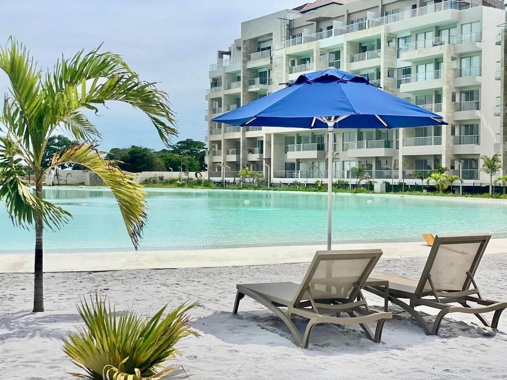 U-GO Baia Kristal. Oasis en Cartagena