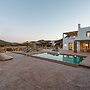 Thalelion Villa Private Pool and Jacuzzi