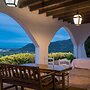 House -sleeps 8-natural Pool-pet Friendly