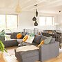 Treeview - A Beautiful 3-bed House in Kiama