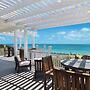 Island Getaway: Charming Cottage Steps From The Beach