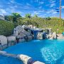 Beautiful Backyard Oasis 5 bedroom 3 Bathroom Home