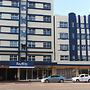 BAYSIDE SUITES HOTEL