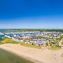 Suite in Hellevoetsluis by the Beach
