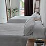 Hotel & Suites Punto Oriente