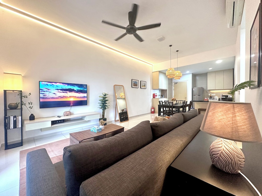 Stylish Urban Oasis