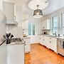Charming Victorian Retreat w/ Hudson River Views