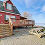 Spacious Family Winter Retreat on Oneida Lake!