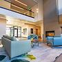 Chugach Naswik Suites