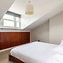 Rustic and Contemporary Haven in Brixton