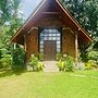 Gagees Lake View Cabana