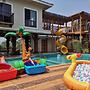 Mana An lake hill resort