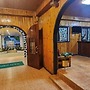 McRoyal Hotel