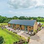 Self-contained Cosy one Bedroom Holiday Barn
