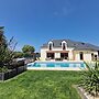 Holiday Villa With Pool in Sarzeau
