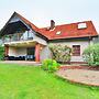 Comfortable, Large Holiday Home With a Garden