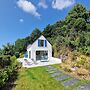 Premium Holiday Home With Charging Station