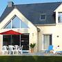 Semi-detached House, Penestin