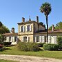 Semi-detached House on a Vineyard, Talais